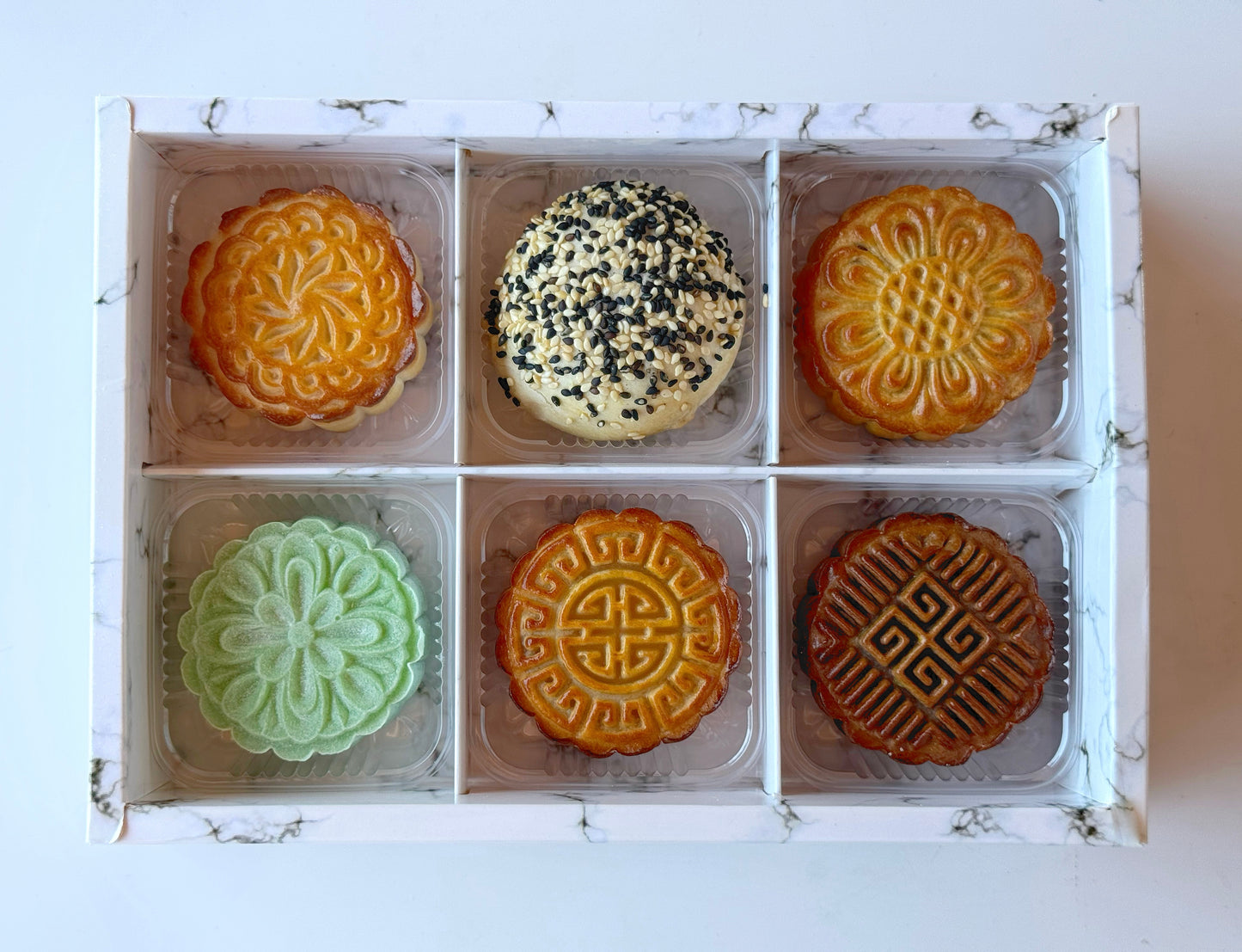 (SHIPPING) Pre-Set Mooncake Box: Standard